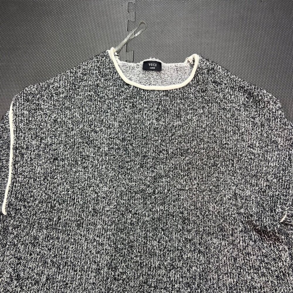 Vici Womens Large Black & White Knit Sweater With Raw Hem & Contrast Trim